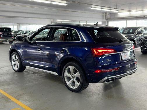 2022 Audi Q5 45 S line Premium Plus