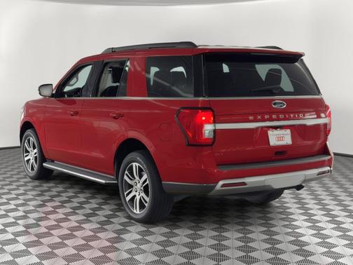 RAPID RED MET TINTED CC 2022 Ford Expedition XLT