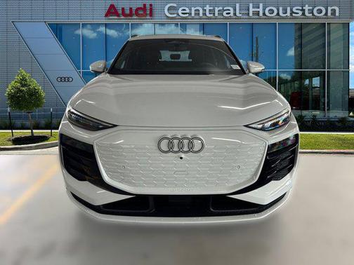 2025 Audi Q6 e-tron Premium Plus quattro