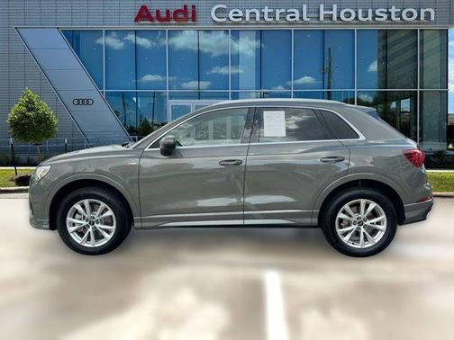 2024 Audi Q3 Premium 45 TFSI S line quattro Tiptronic