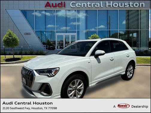 2025 Audi Q3 Premium 45 TFSI S line quattro Tiptronic