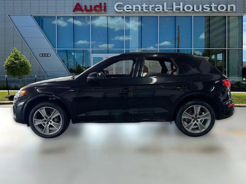2025 Audi Q5 45 S line Premium