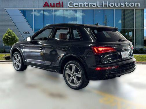 2025 Audi Q5 45 S line Premium