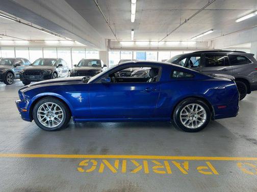 2014 Ford Mustang V6 Premium