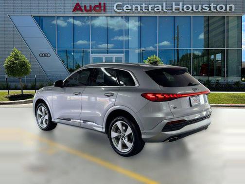 2025 Audi Q5 Premium Plus TFSI quattro S tronic