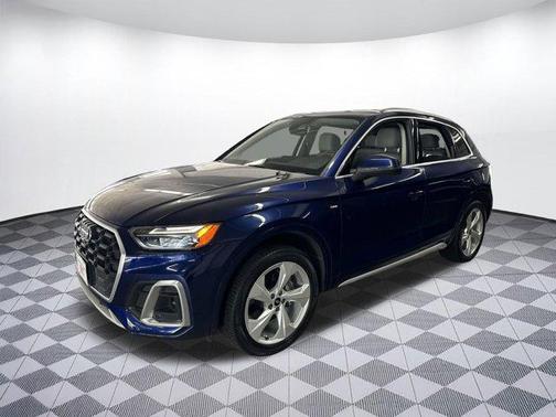 2022 Audi Q5 45 S line Premium Plus