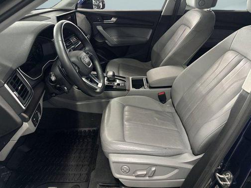 2022 Audi Q5 45 S line Premium Plus