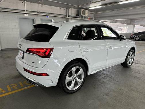 2025 Audi Q5 45 S line Premium Plus