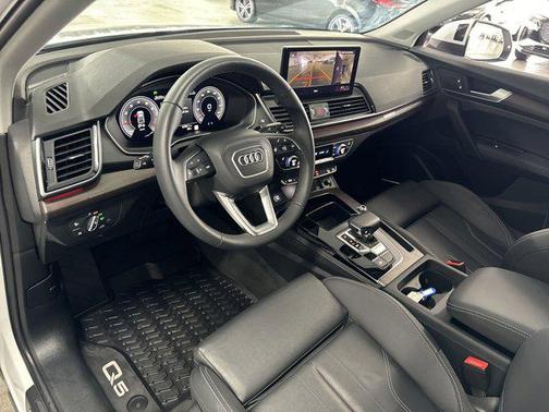 2025 Audi Q5 45 S line Premium Plus