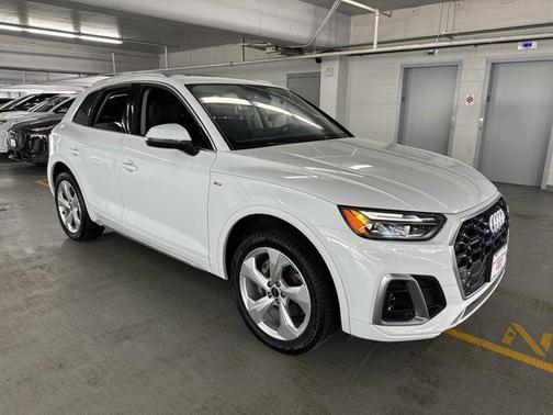 2025 Audi Q5 45 S line Premium Plus
