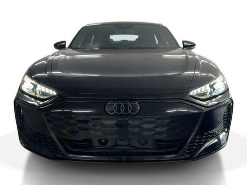 2026 Audi RS e-tron GT quattro