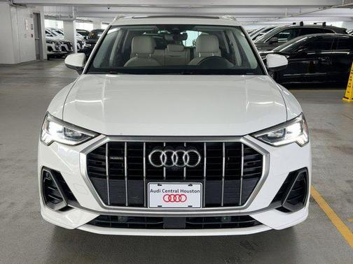 2022 Audi Q3 45 S line Premium Plus
