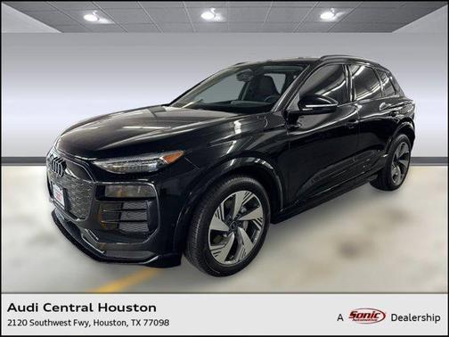 2025 Audi Q6 e-tron Prestige quattro