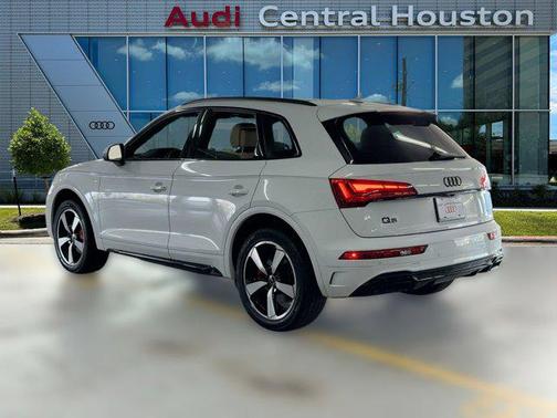 2024 Audi Q5 45 S line Premium Plus