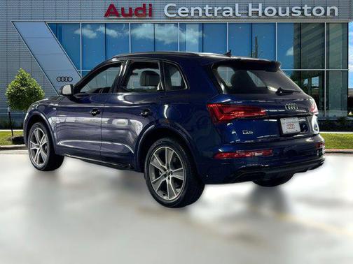2025 Audi Q5 45 S line Premium