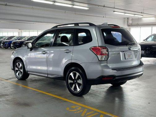 2017 Subaru Forester 2.5i