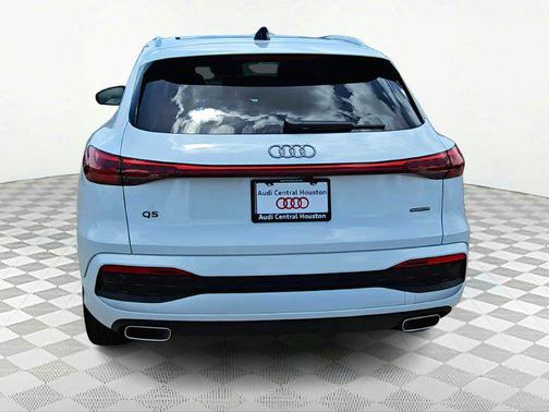 2025 Audi Q5 Premium Plus