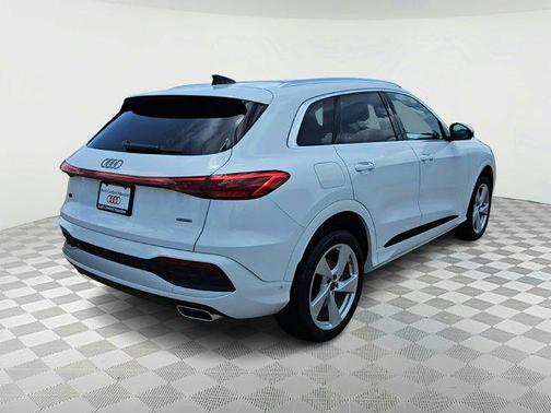 2025 Audi Q5 Premium Plus