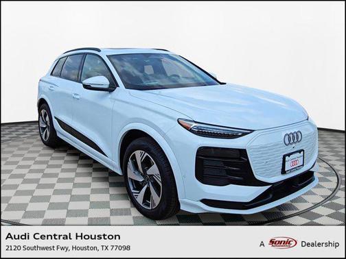 2025 Audi Q6 e-tron Premium Plus quattro