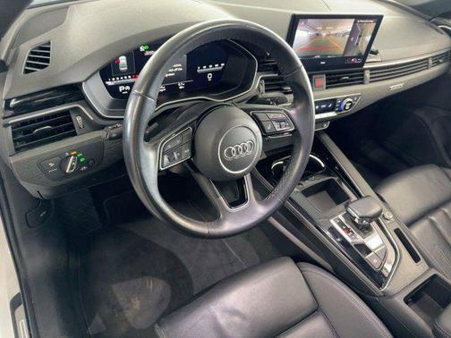 2022 Audi A4 45 S line Premium Plus