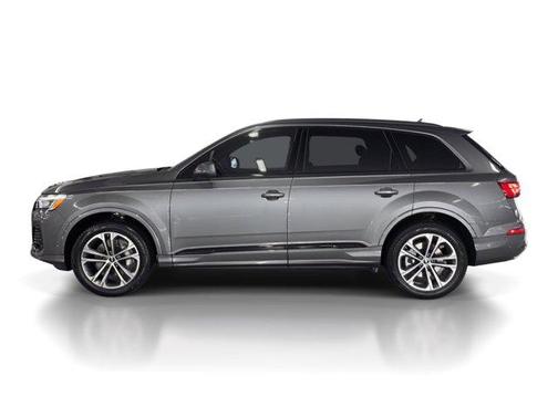 2026 Audi Q7 45 Premium