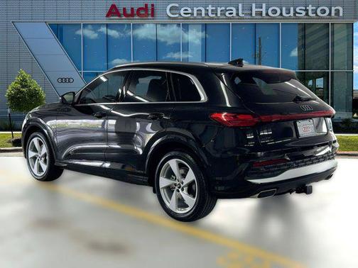 2025 Audi Q5 Prestige TFSI quattro S tronic