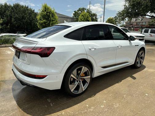 2022 Audi e-tron Sportback S line Prestige