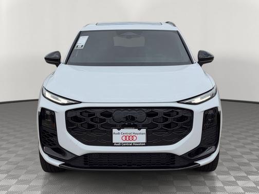 Glacier White Metallic 2026 Audi Q3 TFSI quattro S tronic