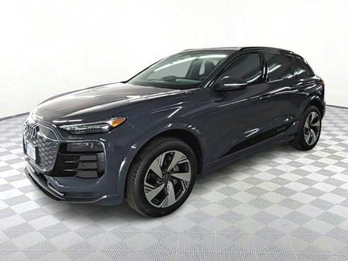 2025 Audi Q6 e-tron Premium Plus quattro