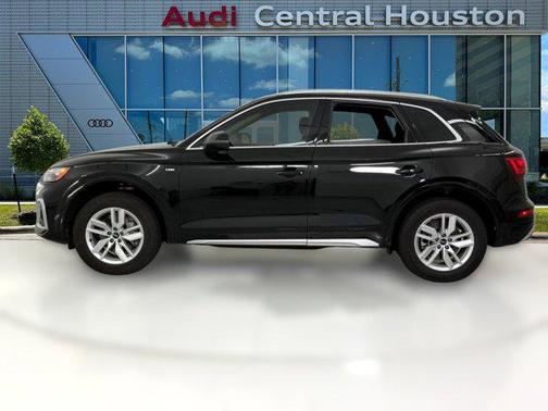 2023 Audi Q5 45 S line Premium