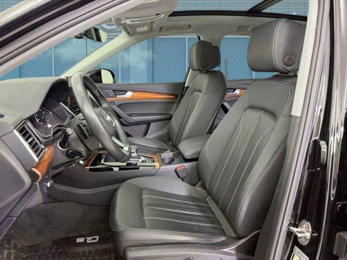 2023 Audi Q5 45 S line Premium