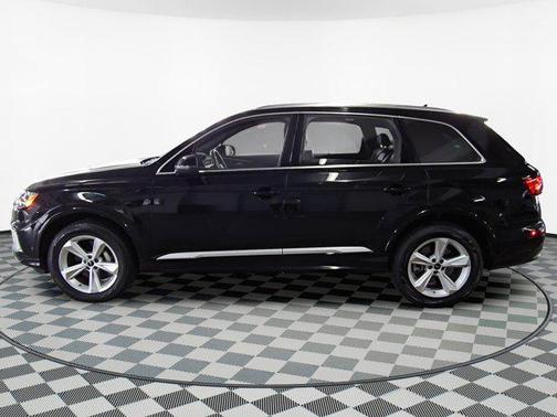 2023 Audi Q7 Premium Plus 45 TFSI quattro Tiptronic