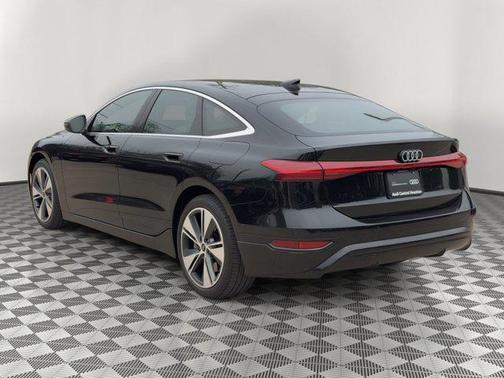 Mythos Black Metallic 2025 Audi A6 e-tron Premium Plus