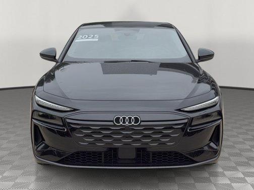 Mythos Black Metallic 2025 Audi A6 e-tron Premium Plus