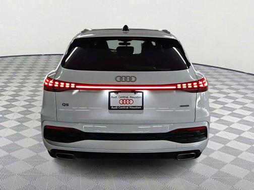 2025 Audi Q5 Premium Plus