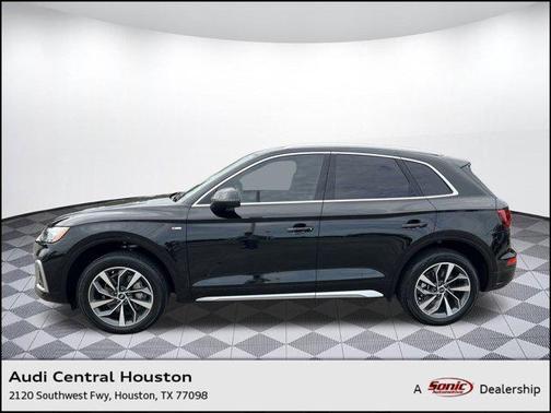 2023 Audi Q5 45 S line Premium Plus
