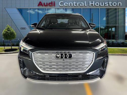 2022 Audi e-tron Premium