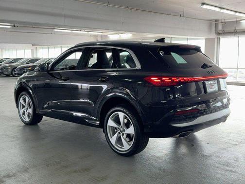 2025 Audi Q5 Premium Plus TFSI quattro S tronic