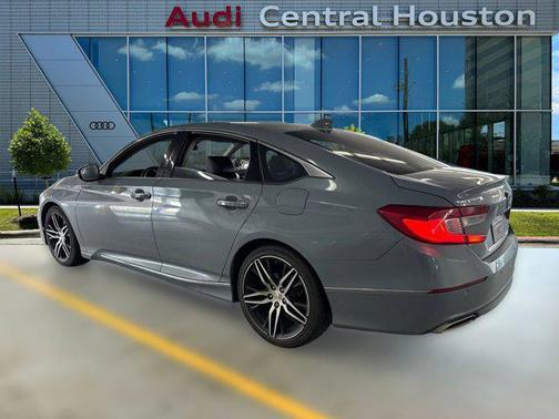 2022 Honda Accord Touring 2.0T