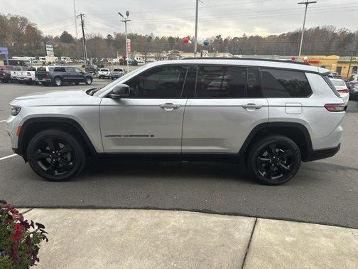 2024 Jeep Grand Cherokee L Laredo