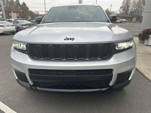 2024 Jeep Grand Cherokee L Laredo