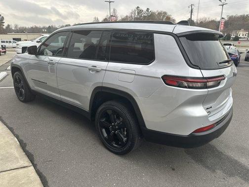 2024 Jeep Grand Cherokee L Laredo