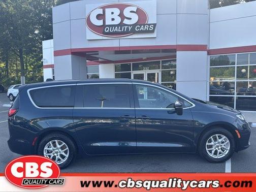 2023 Chrysler Pacifica Touring-L