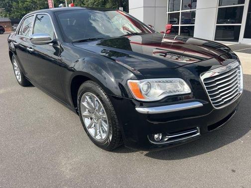 2013 Chrysler 300C Base