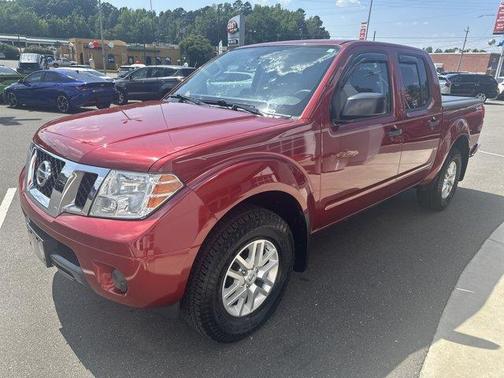 Cayenne Red Metallic 2019 Nissan Frontier SV