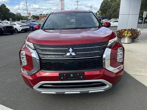 2022 Mitsubishi Outlander Black Edition