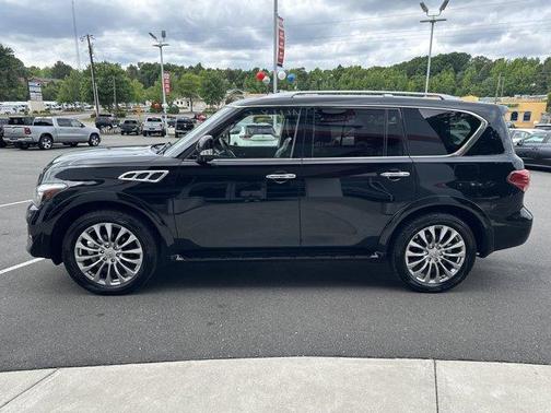 Black 2017 INFINITI QX80 Base