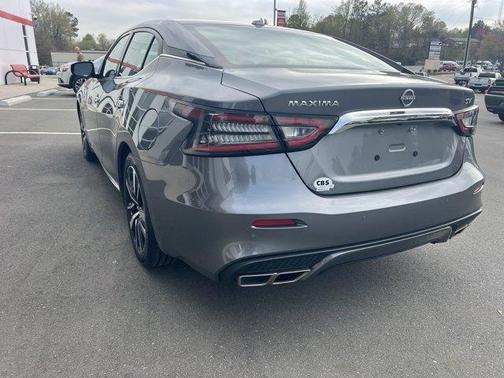 2023 Nissan Maxima SV