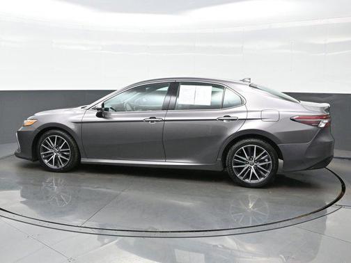 2021 Toyota Camry XLE