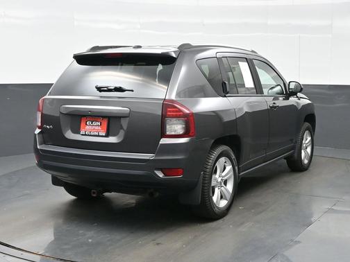 Granite Crystal Metallic Clearcoat 2016 Jeep Compass Sport